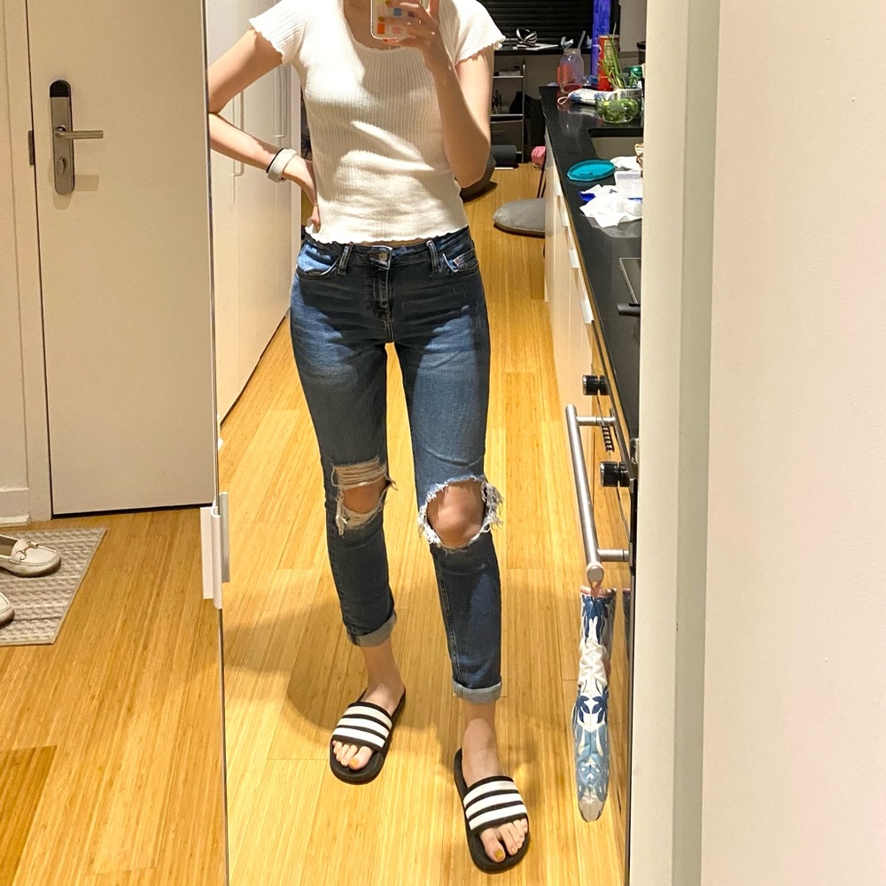 TopShop denim Lucas Ripped Jeans - Picture 2 of 5